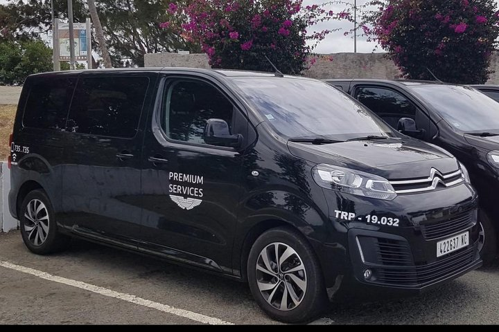 Transfer La Tontouta International Airport to Malabou Beach Hotel - Photo 1 of 3